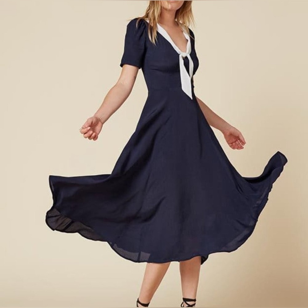 + Reformation Kara Dress in Sapphire Size 0
X-Small